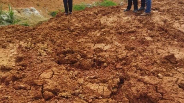 Diduga Alihkan Aliran Sungai, Lahan Milik Bagong Diverifikasi Tim Gakkum DLH Tebo.