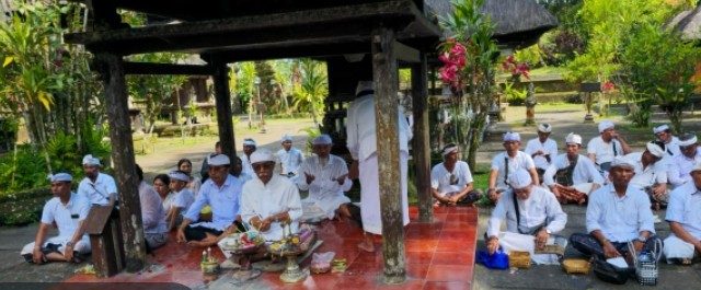 Pengurus PSI Tabanan Gelar Persembahyangan Bersama, Perkuat Solidaritas Antar Kader.